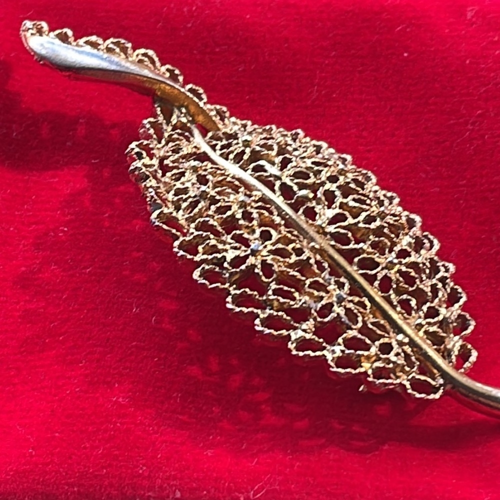 Brooch - Picture 6 of 10